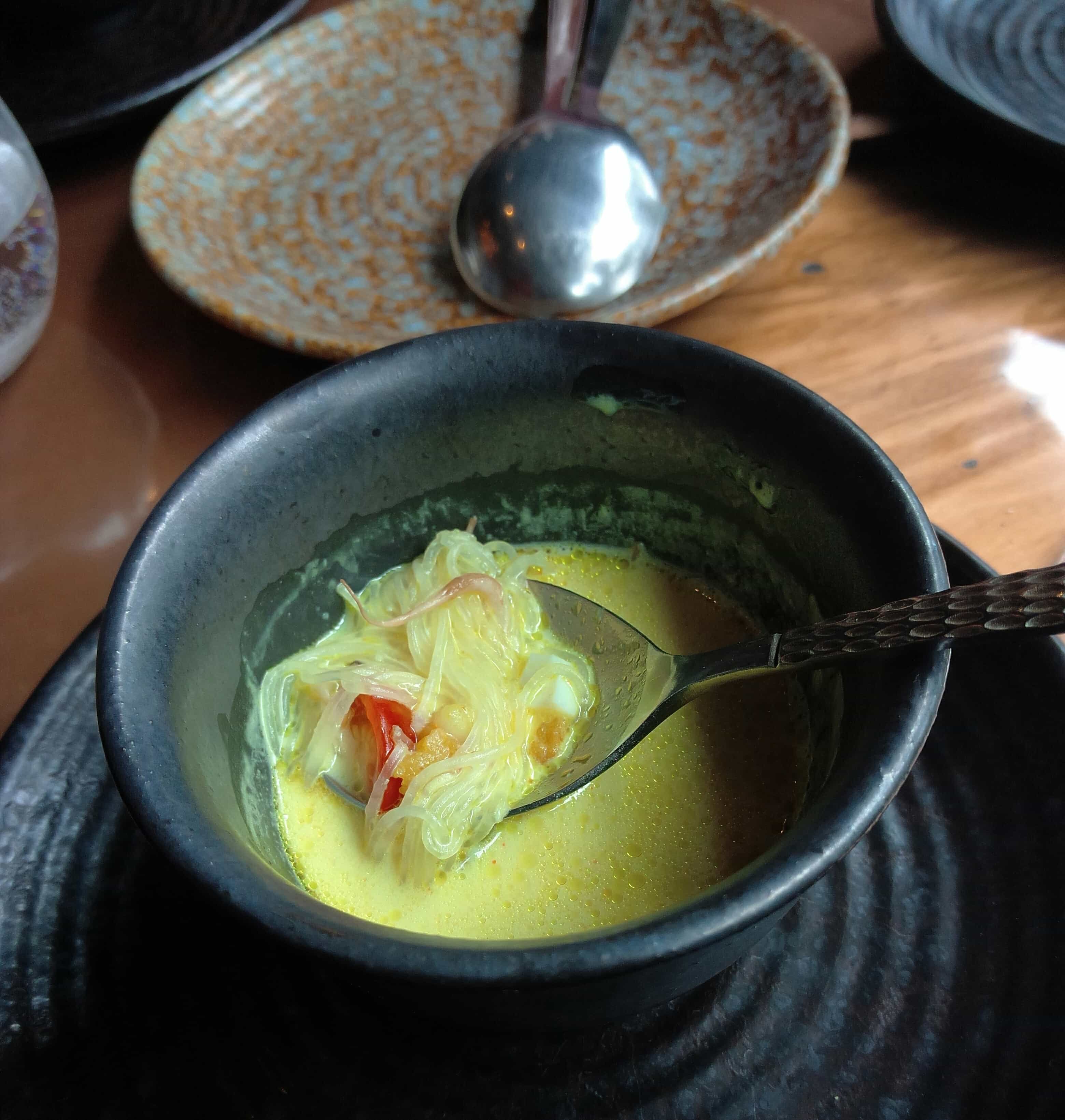 Curry mee Shrimp soup