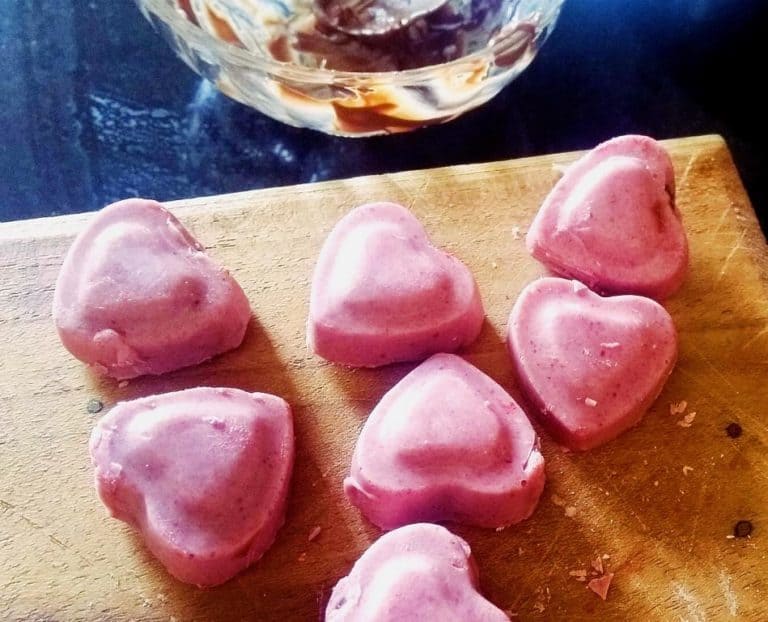 White chocolate hearts with Cadbury Dairy milk Spready center
