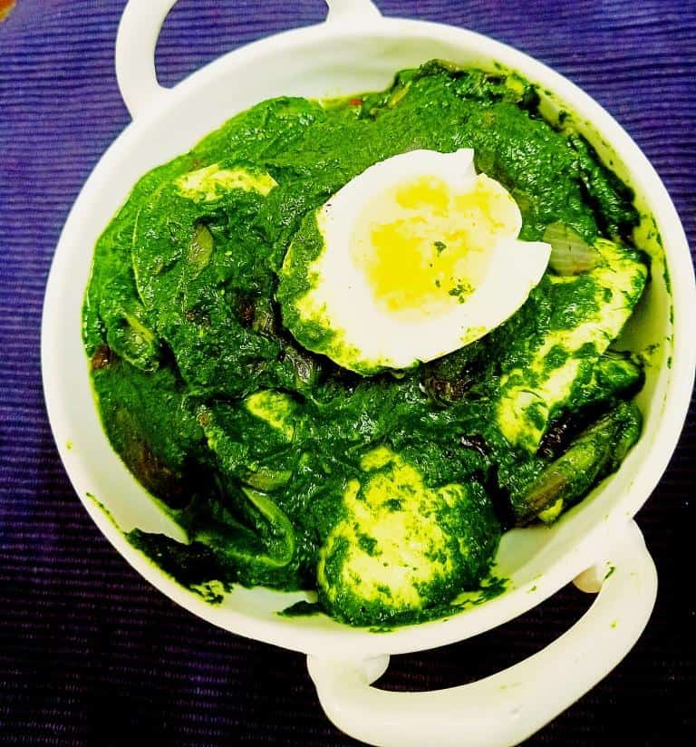 Spinach egg curry