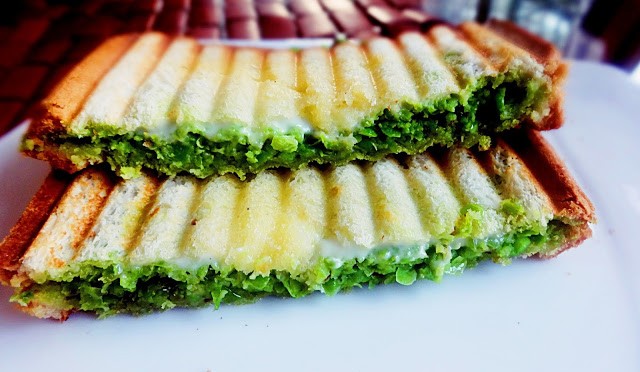 Grilled Peas sandwich