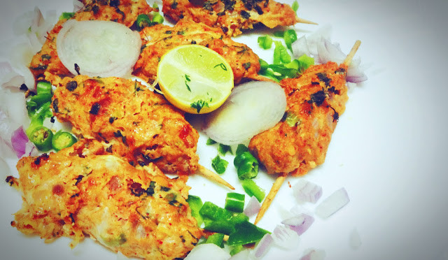 Minced chicken red lentils kebab