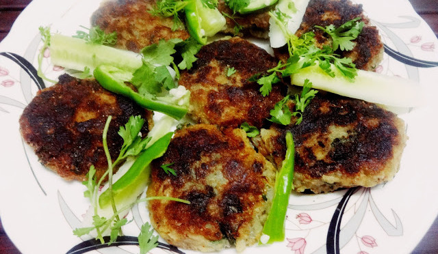 Raw banana burger patties