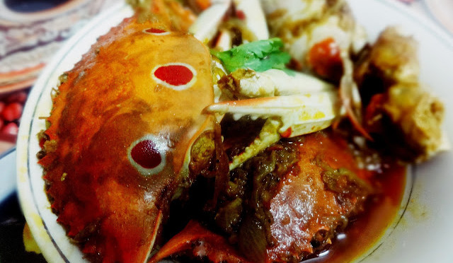 Kakrar Jhal(Bengal style crab curry)