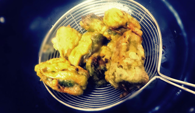 Cilantro stuffed Jalapinos(bharwa dhaniya Mirchi)