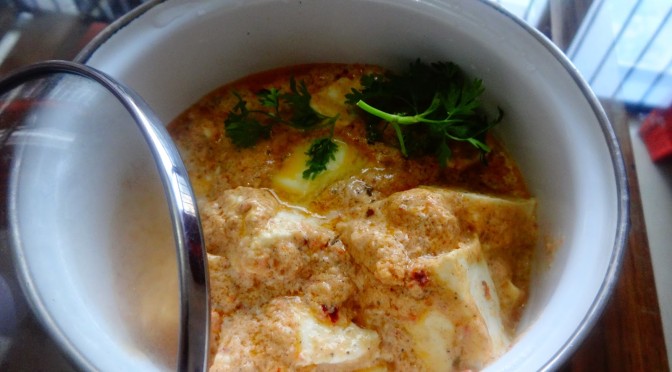 Cheesy Paneer(Cottage cheese in a cheesy sauce)