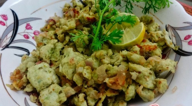 Scrambled Chicken with green peas