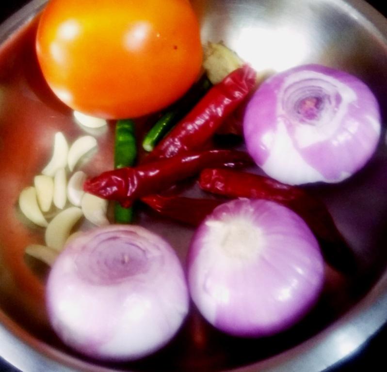 Pomfret machher jhal