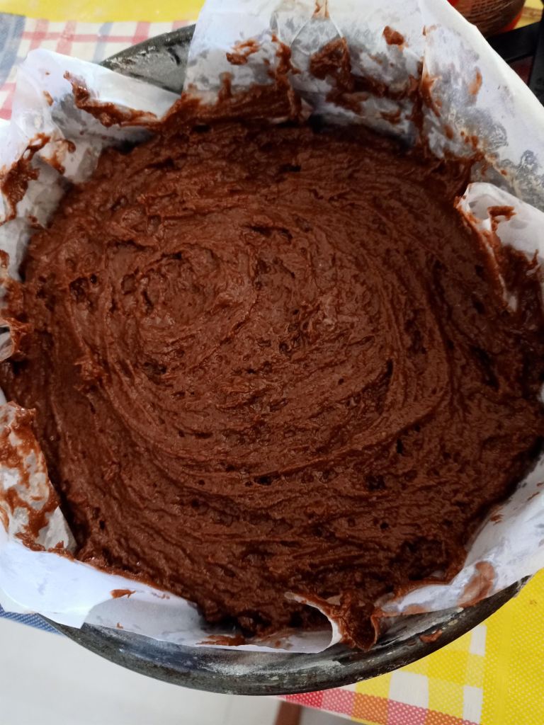 Chocolate curd cake