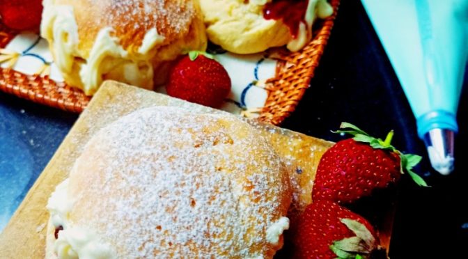 Devonshire split buns recipe